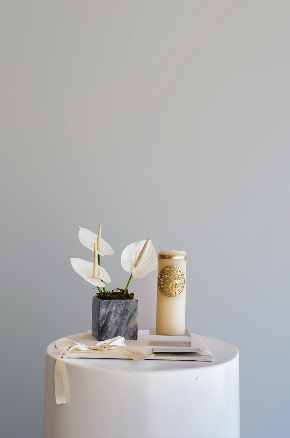 ANTURIOS EN MARMOL + CIRIO