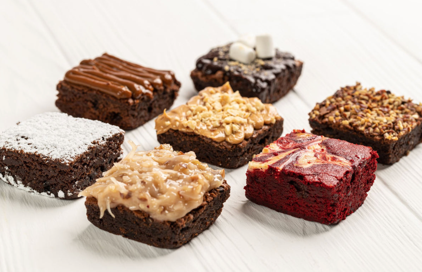 BROWNIES EAT ME