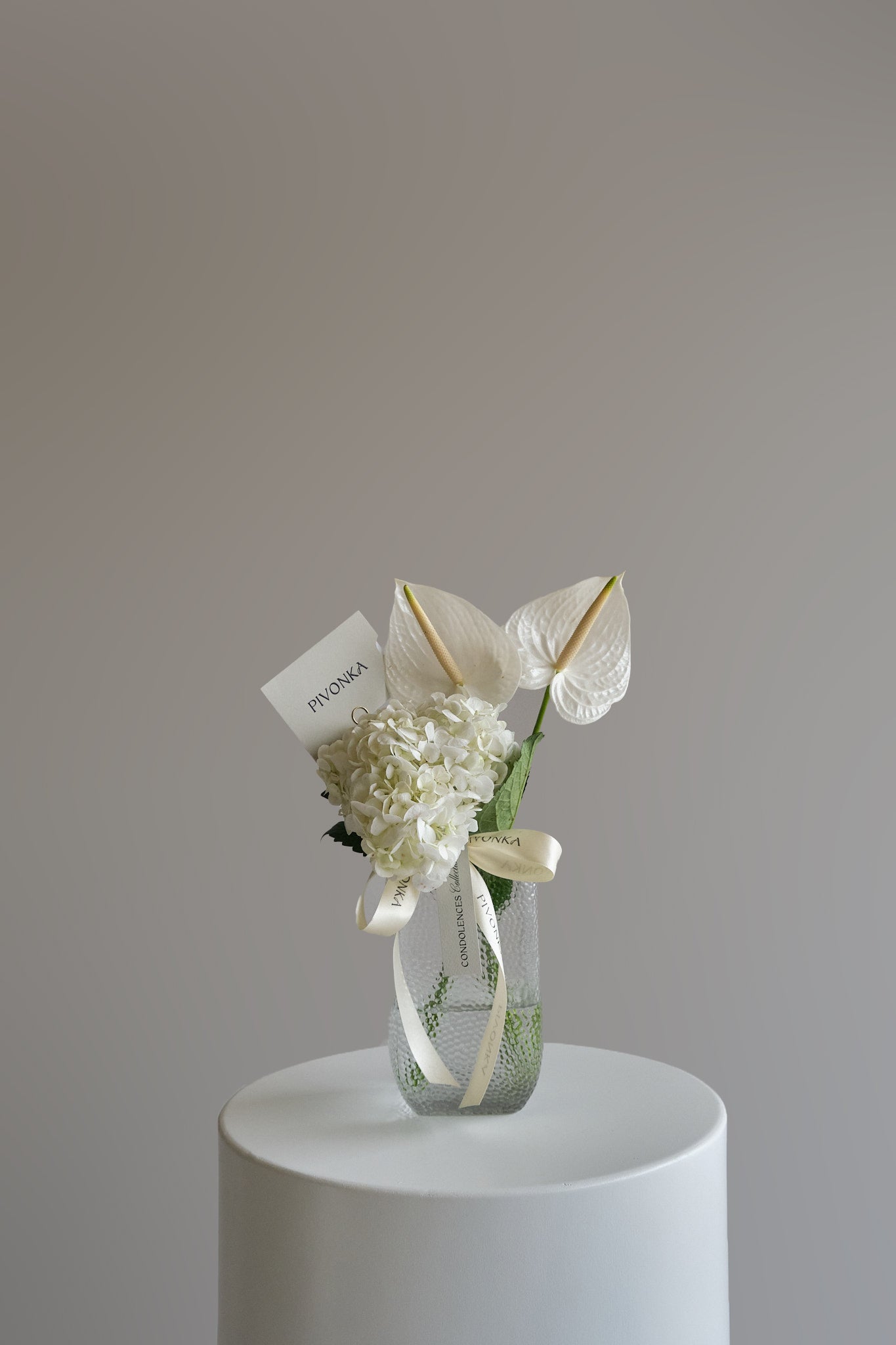ANTURIOS Y HORTENSIAS EN CRISTAL