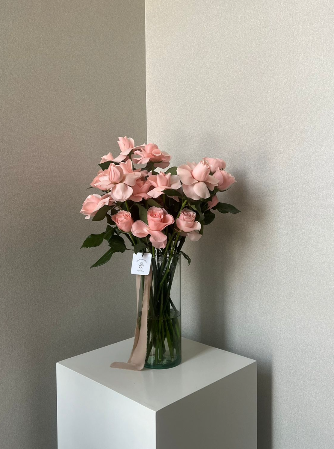 ROSAS EN BASE DE VIDRIO