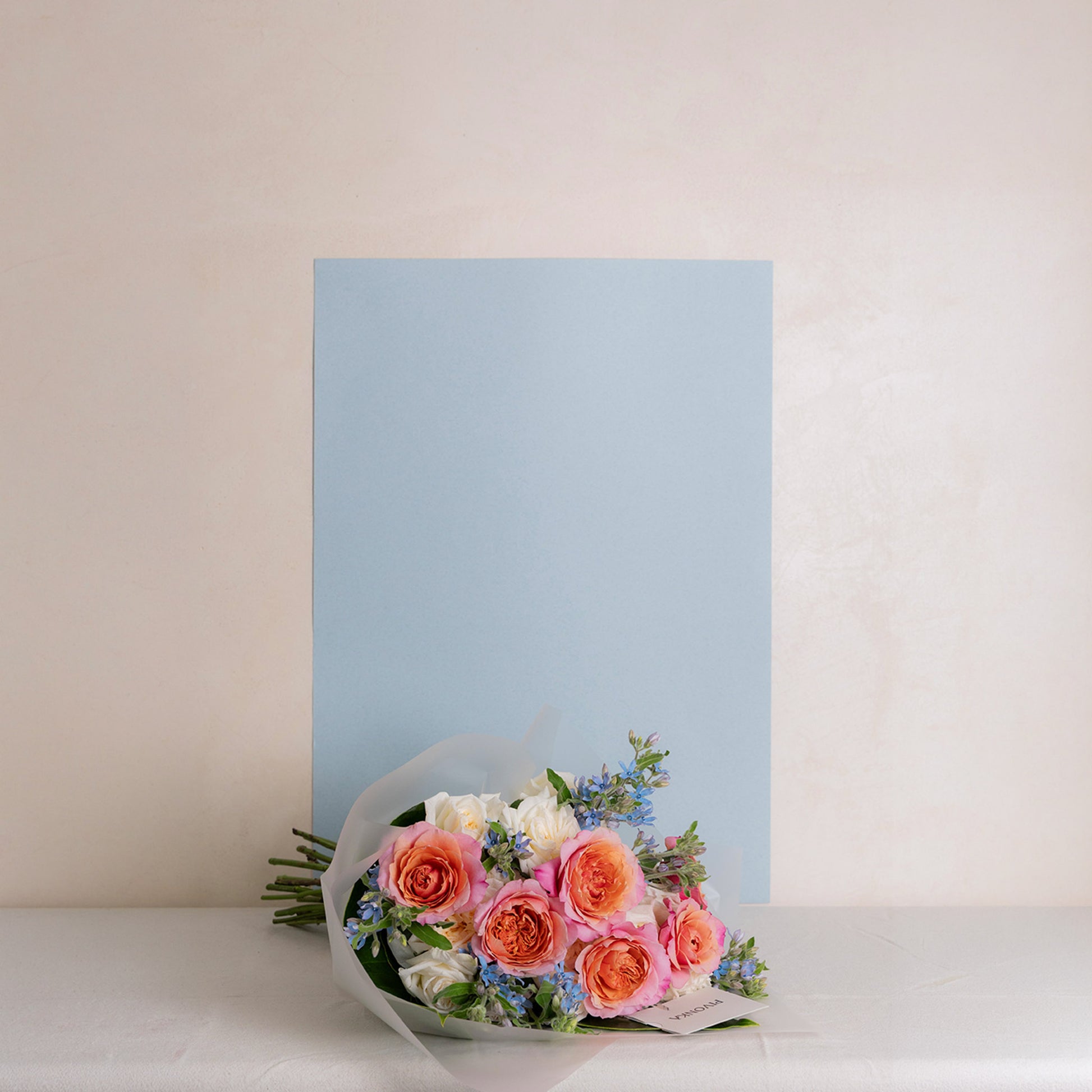 CORAL KISS BOUQUET