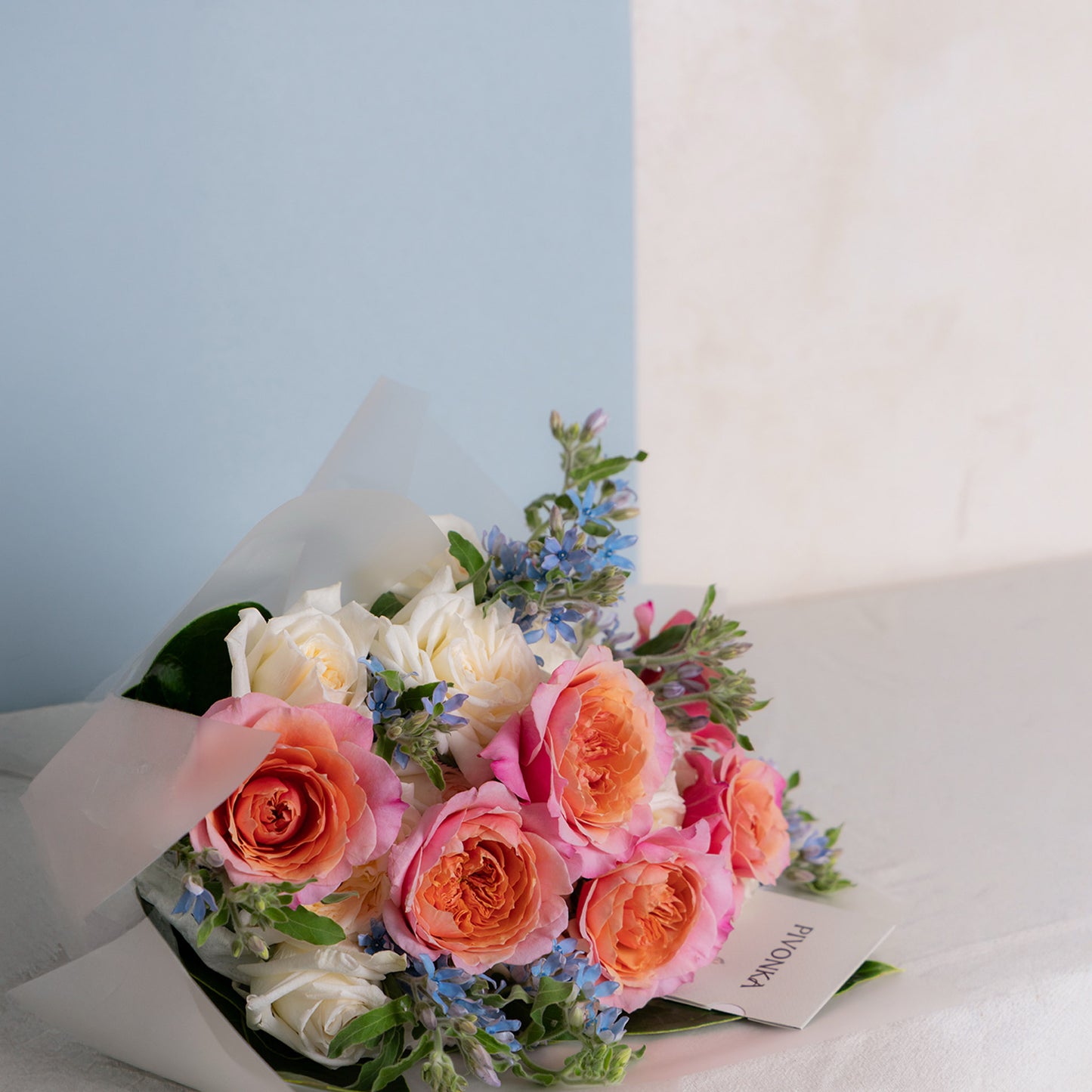 CORAL KISS BOUQUET