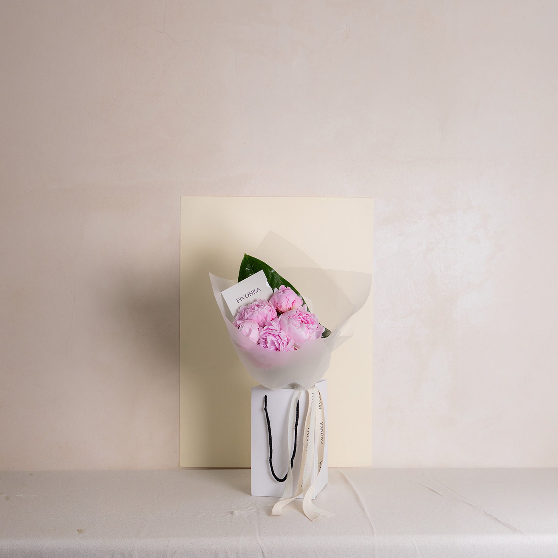 FLOWER BAG PEONIAS