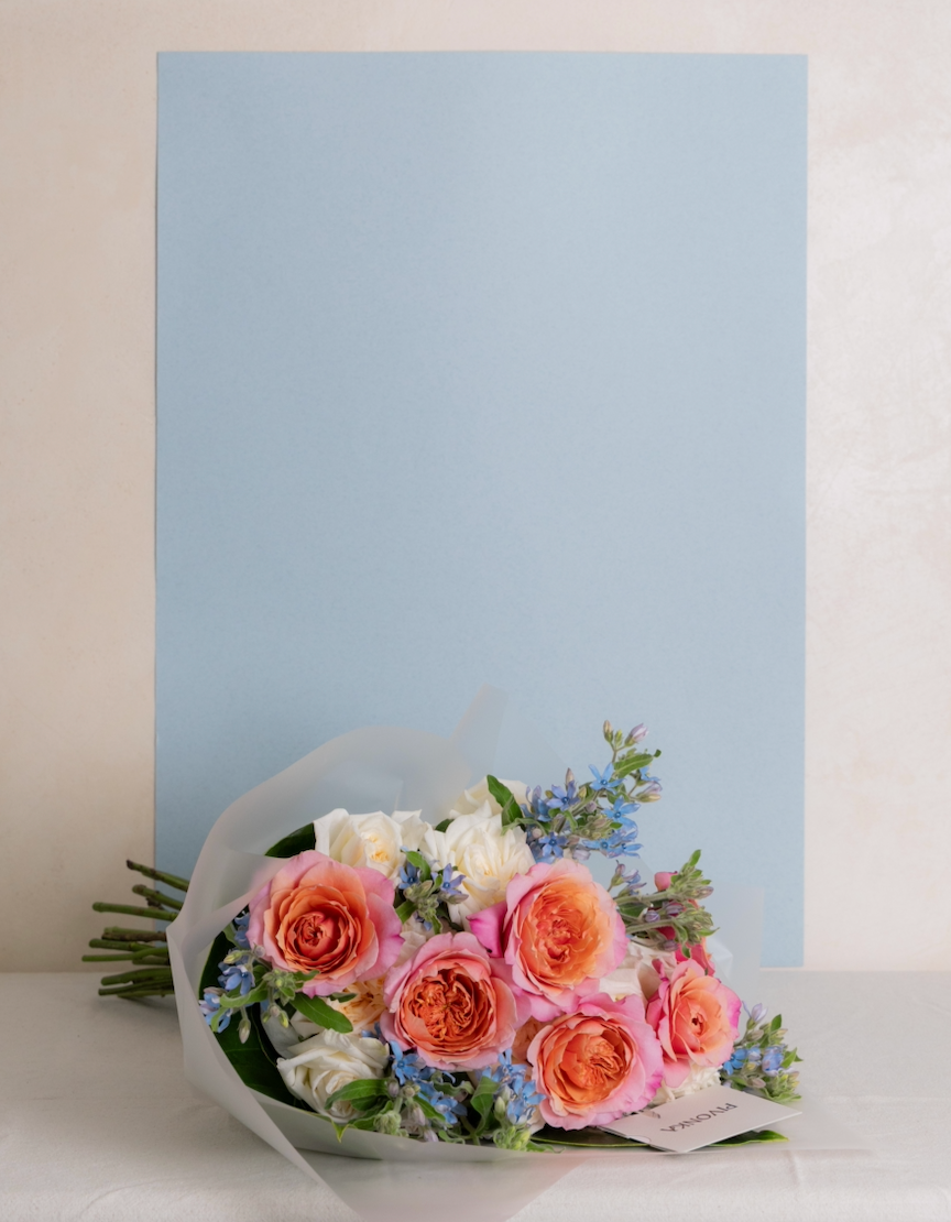 CORAL KISS BOUQUET