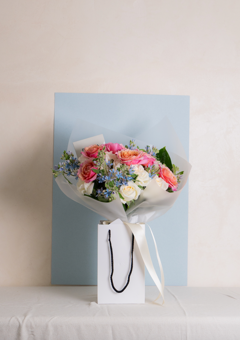 CORAL KISS BOUQUET