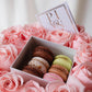 25 ROSAS y 6 MACARONS